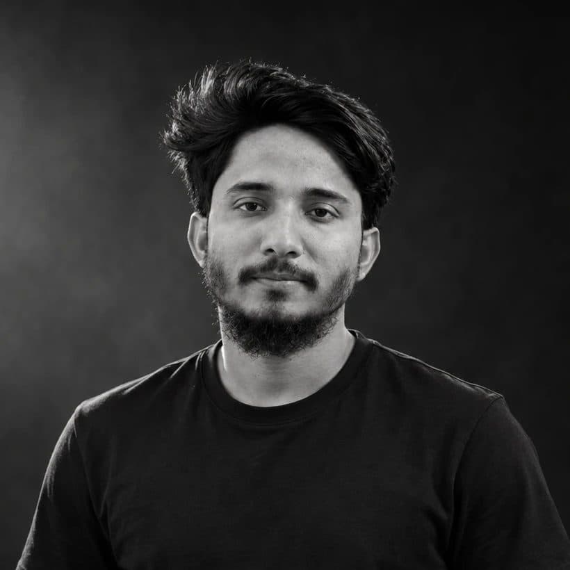 Portrait of Saeed Mahmud Sohrab, founder of SMS iT World